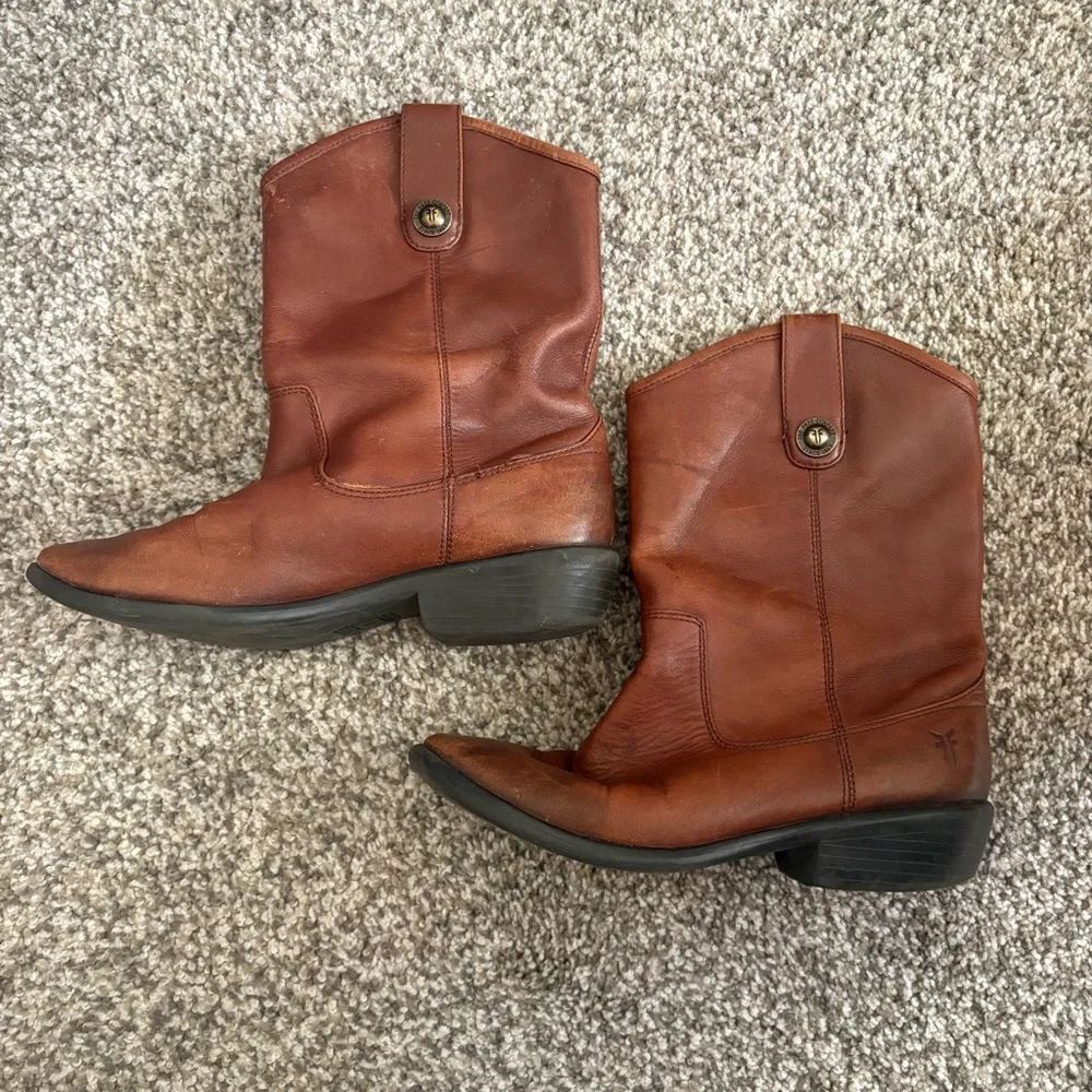 Frye melissa button